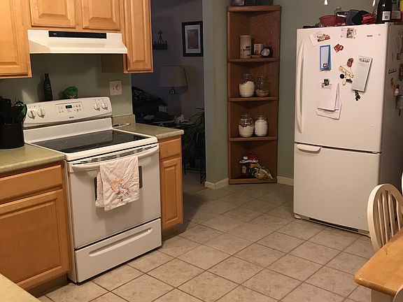 3rd image of 124 Penn Ave