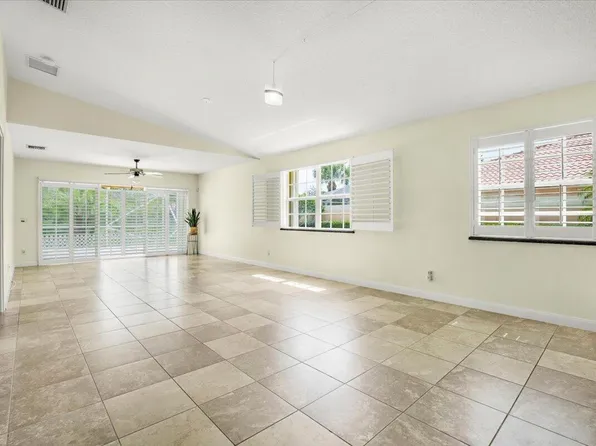 8196 Quito Place, Wellington, FL 33414