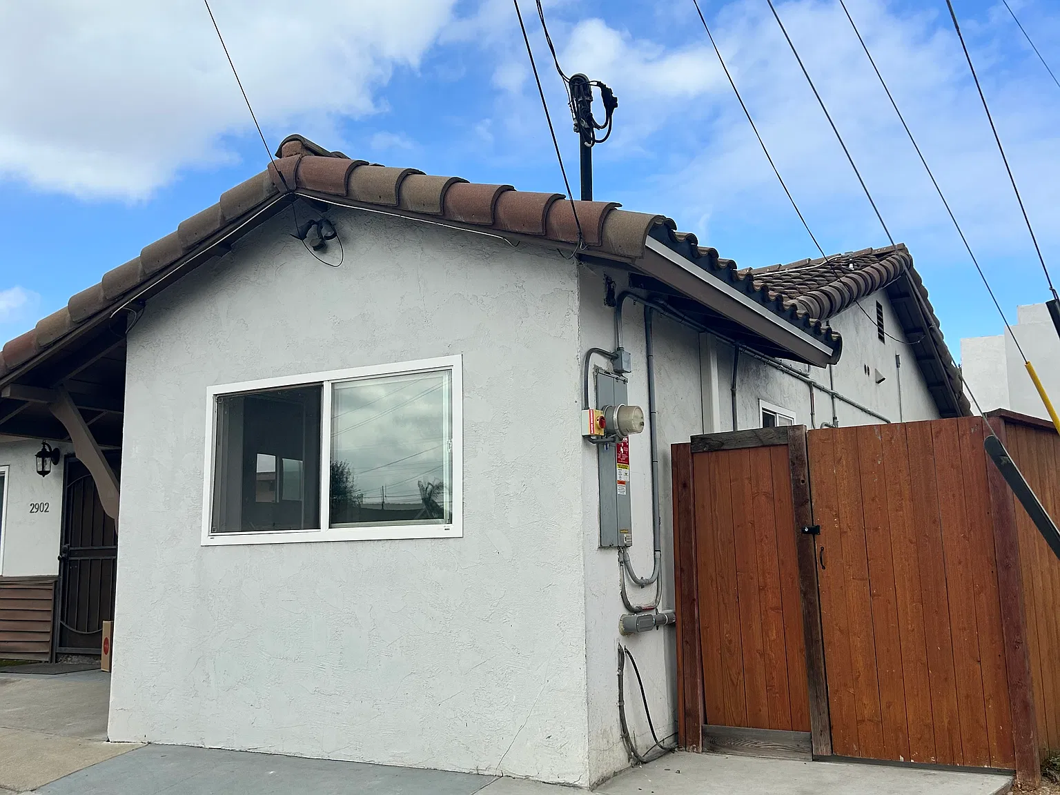 Studio, 253 sqft, $1,195 — Photo 3