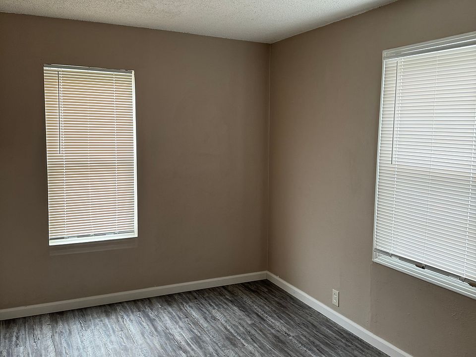 Adorable updated 2Bd/1Ba duplex 2861 Taft St Sacramento CA Zillow