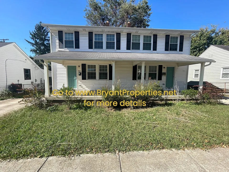 912 Bryan St