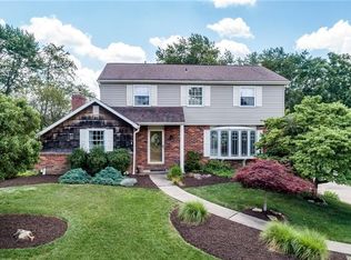 240 Oak Hill Dr, Washington, PA 15301