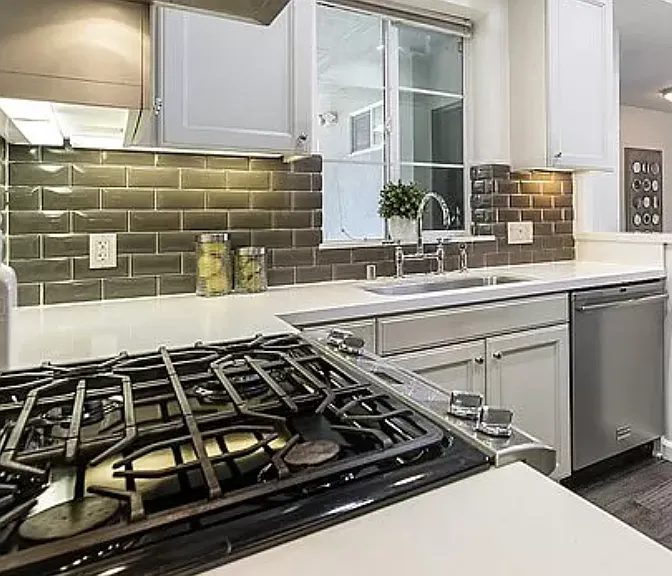 1625 Granville Ave #202 — Photo 7