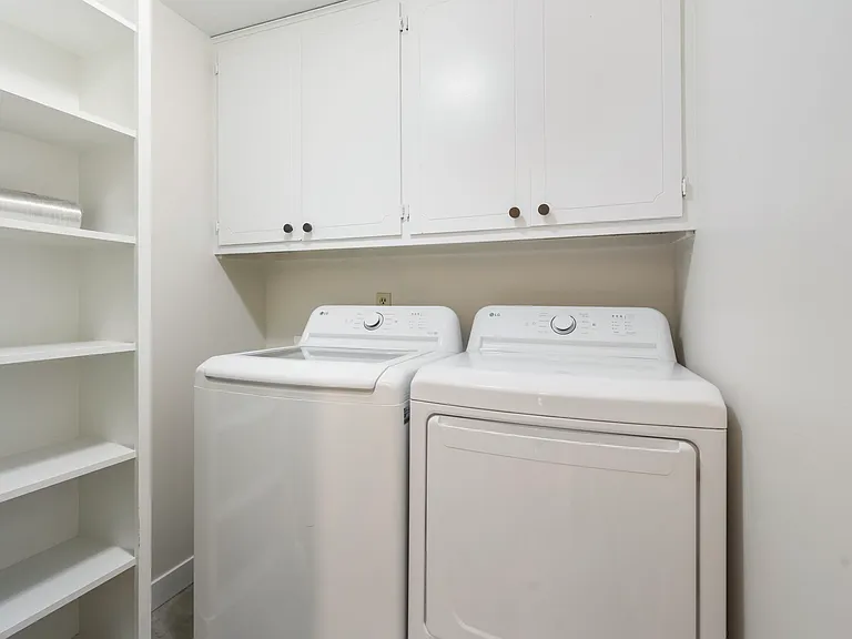4875 SW Normandy Pl — Photo 25