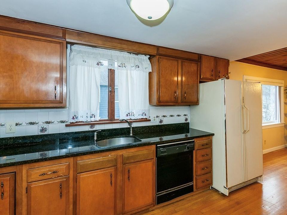31 Taft Ave, Lexington, MA 02421 Zillow