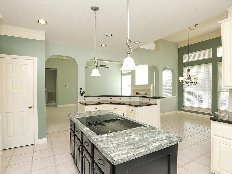 7502 Holly Court Est — Photo 20