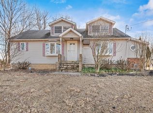 307 Bailey Rd, Montgomery, NY 12549