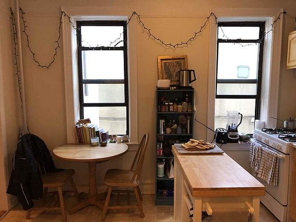 4th image of 2835 41st St APT B2