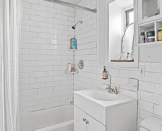4th image of 43 Underhill Ave APT D3