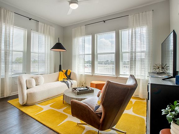 Model Living Room Cirrus Apartments