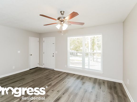 3rd image of 300 N Meade Dr
