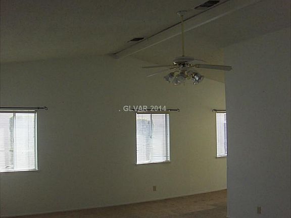 3rd image of 2405 Bonita Ln