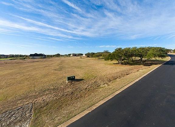 3rd image of 801 Polo Club Dr