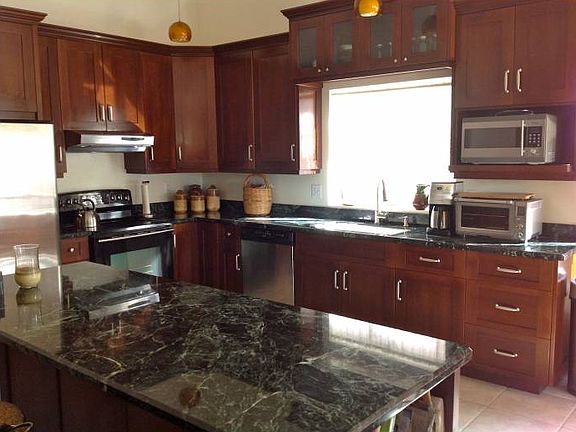 2nd image of 1549 E Park Ave