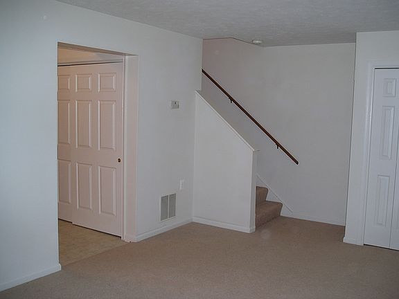 2nd image of 43 Park Pl