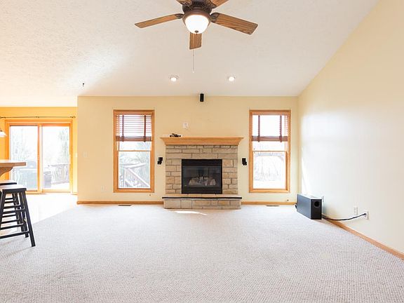 3rd image of 2464 Buckeye Blvd