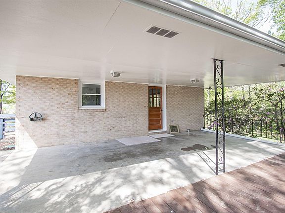 3rd image of 208 Givens Ln