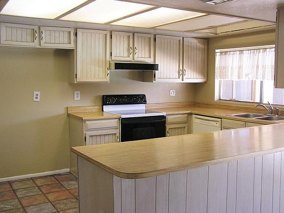 Light, Bright Kitchen