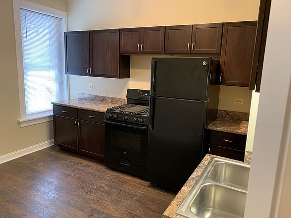 4th image of 11353 S Langley Ave Unit 1