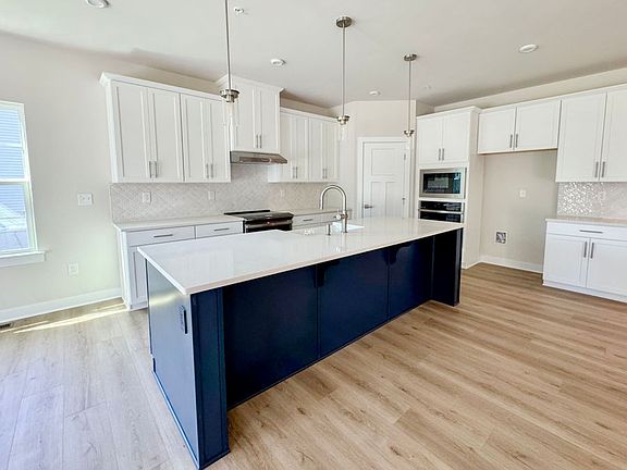 Lehigh with Finished Basement