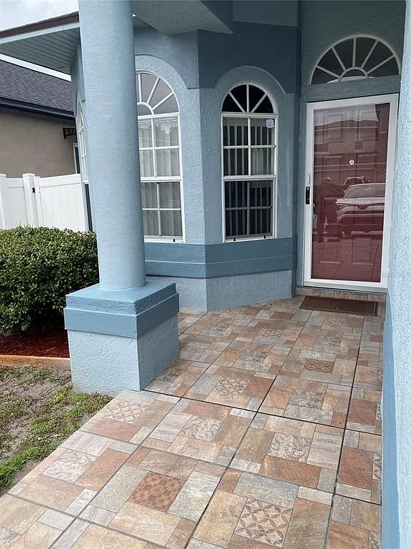 3 bed, 2.0 bath, 1343 sqft, $1,995 — Photo 3