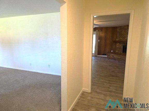 5th image of 503 W Hervey Dr