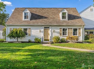 98 N Glenwood Ln #N, Monroe Township, NJ 08831