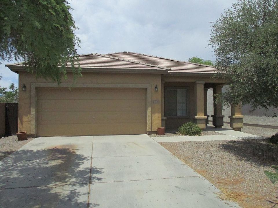 1st image of 484 E Goldmine Ln