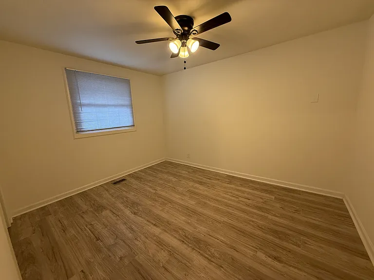 2416 Meharry Blvd #3 — Photo 14