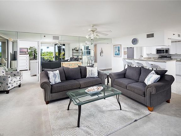 4th image of 5550 Heron Point DR #305