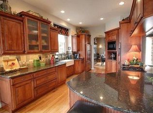 7290 Forest Ridge Cir, Castle Pines, CO 80108