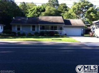 1483 Dykstra Rd, Muskegon, MI 49445