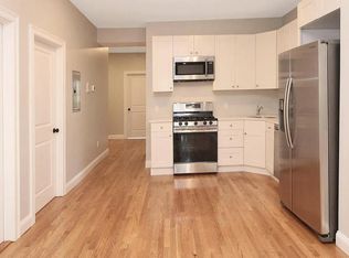 170 W 9th St #1, Boston, MA 02127