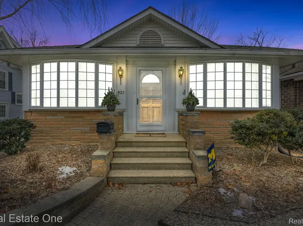 421 N Castell Ave, Rochester, MI 48307