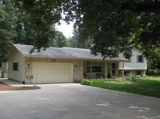 5314 N Canal Rd, Dimondale, MI 48821