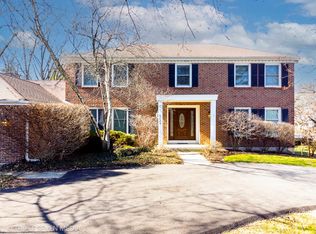 6706 Old College Rd, Lisle, IL 60532