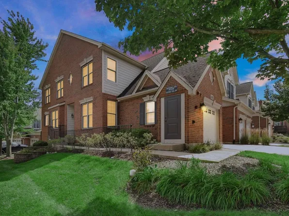 22 Red Tail Dr, Hawthorn Woods, IL 60047