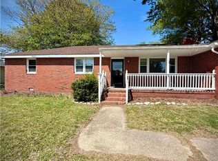 580 Etheridge Rd, Chesapeake, VA 23322