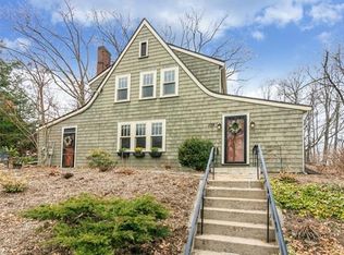 359 Warren St, Needham, MA 02492