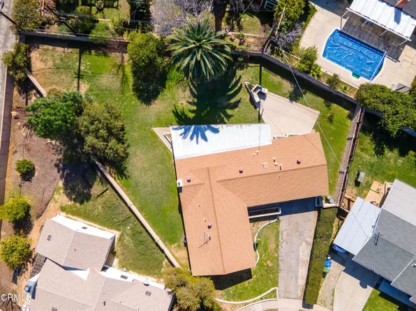 22924 Arminta St, Canoga Park, CA 91304