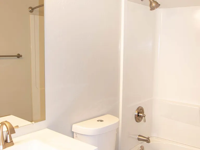 1665 9th Ave #5 — Photo 6
