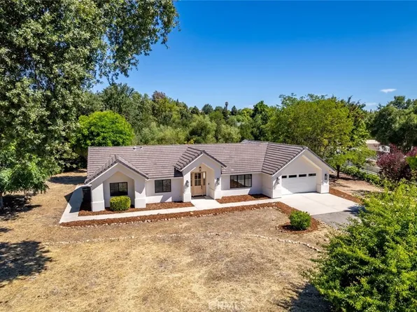 1090 Jordan Ln, Templeton, CA 93465
