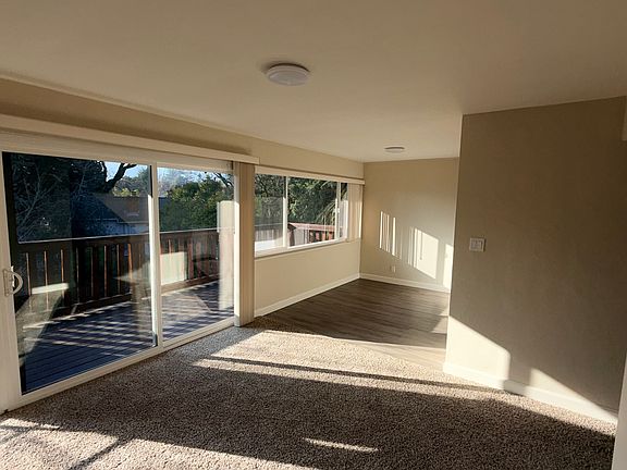 5th image of 1115 Sir Francis Drake Blvd #17