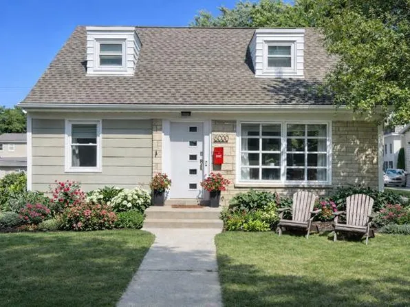 5000 North Shoreland AVENUE, Whitefish Bay, WI 53217