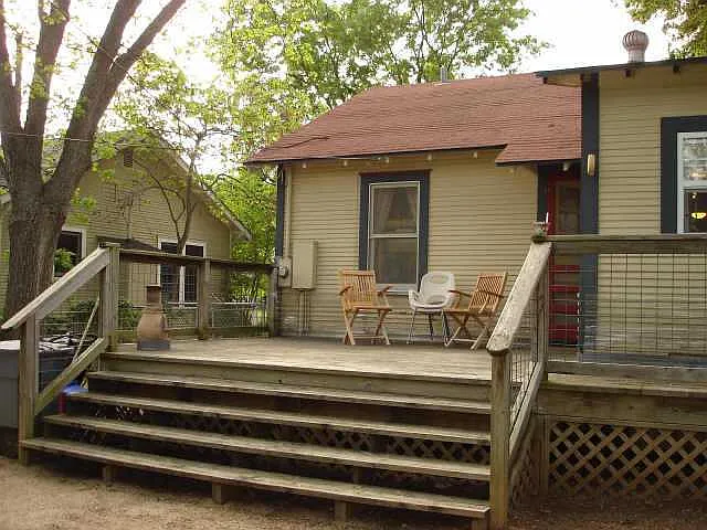 4709 Avenue H — Photo 12