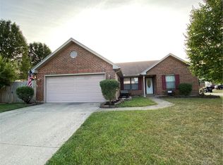 6520 Deer Meadows Dr, Dayton, OH 45424