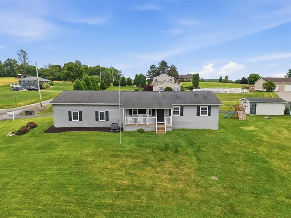 853 McElhaney Rd, Freedom, PA 15042
