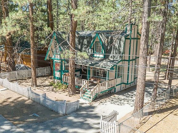 3rd image of 422 Chickadee Dr
