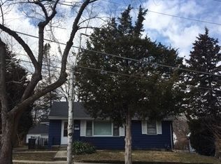 920 Hill Ave, Elgin, IL 60120