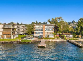 6225 Lake Washington Blvd NE APT 210, Kirkland, WA 98033